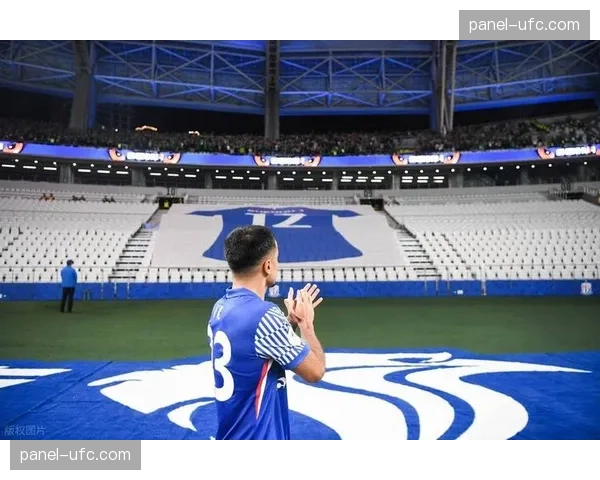 申花国脚中场汪海健租借青岛西海岸，寻求更多出场机会